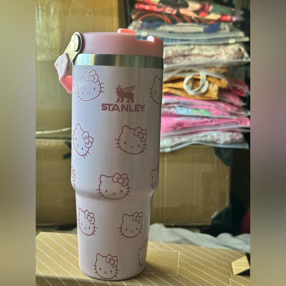 Hello kitty Tumbler